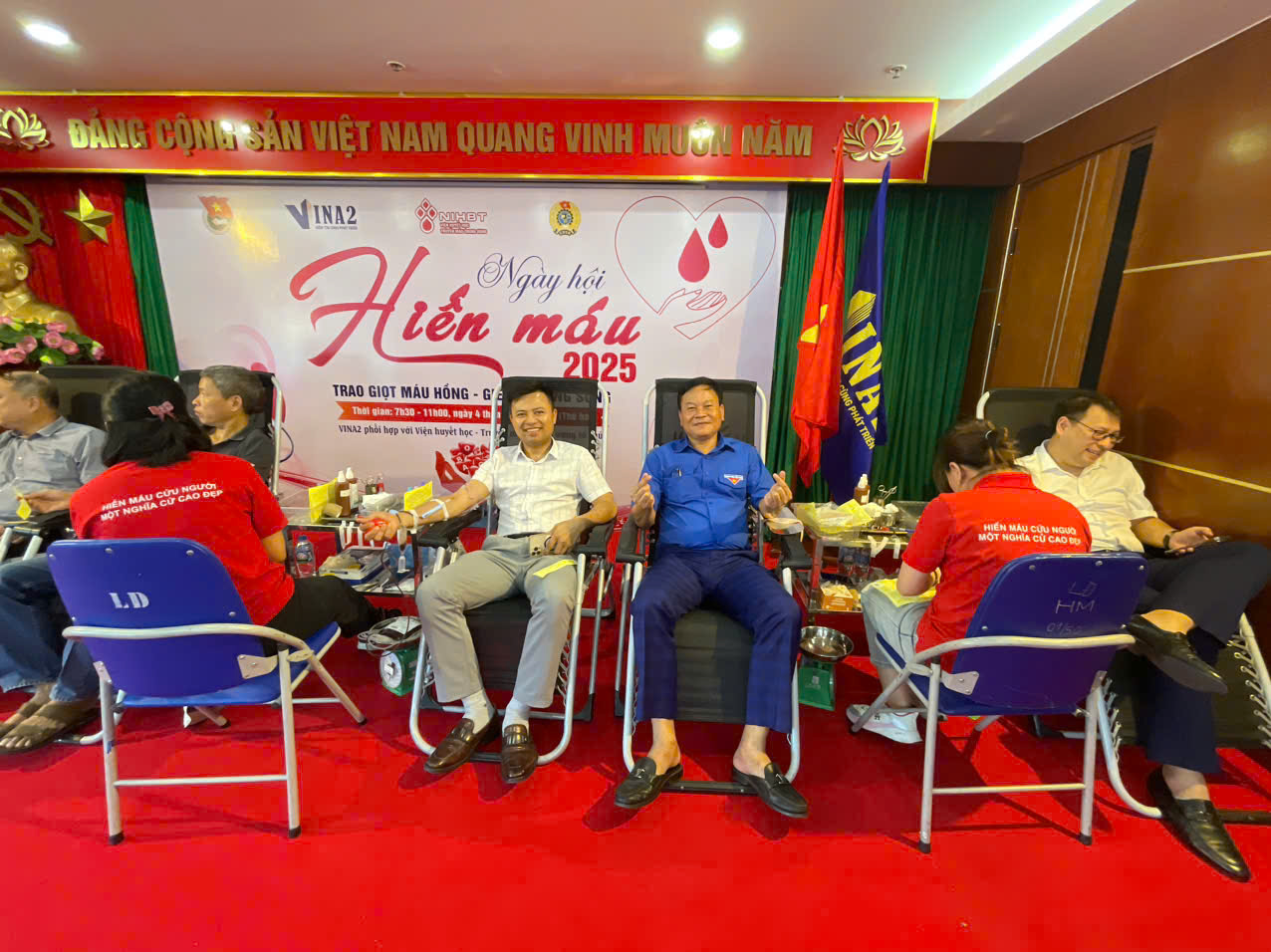 NGÀY HỘI HIẾN MÁU 2025 – VINA2.2 LAN TỎA YÊU THƯƠNG, CHIA SẺ SỰ SỐNG