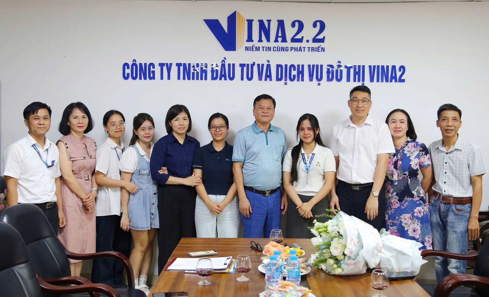 VINA2.2 - LỄ CÔNG BỐ VÀ TRAO QUYẾT ĐỊNH BỔ NHIỆM KẾ TOÁN TRƯỞNG