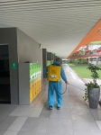 VINA2 phun thuốc diệt côn trùng tại Trường THCS Trần Duy Hưng