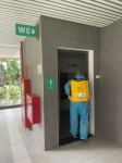 VINA2 phun thuốc diệt côn trùng tại Trường THCS Trần Duy Hưng